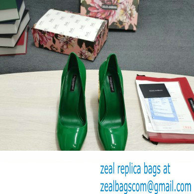 Dolce  &  Gabbana Logo Heel 10.5cm Patent leather Pumps Green 2022